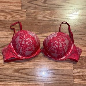 Victoria’s Secret very sexy push-up bra